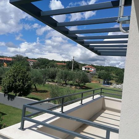 Sveti Lovreč Pazenatički Villa Oskar Istrien מראה חיצוני תמונה