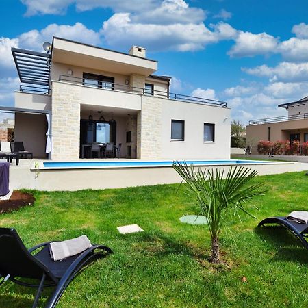 Sveti Lovreč Pazenatički Villa Oskar Istrien מראה חיצוני תמונה
